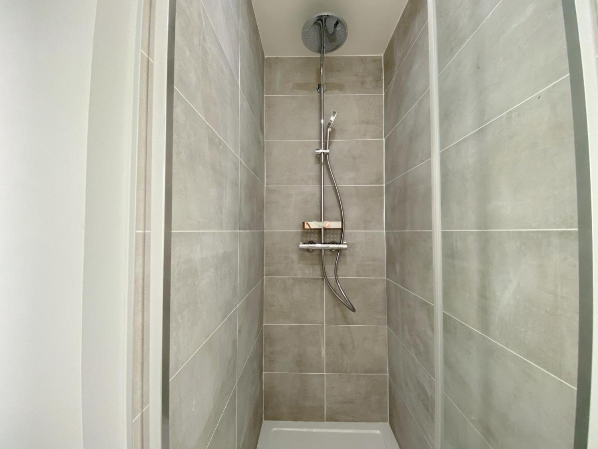 Studio Ora - 22m² - climatisé avec balcon privatif Bassens  Extérieur photo